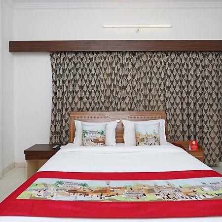 OYO 10671 Hotel Sai Prem Nashik Exterior foto