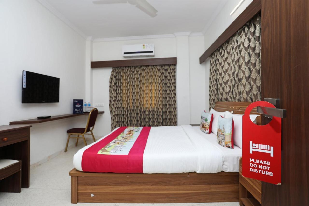 OYO 10671 Hotel Sai Prem Nashik Exterior foto