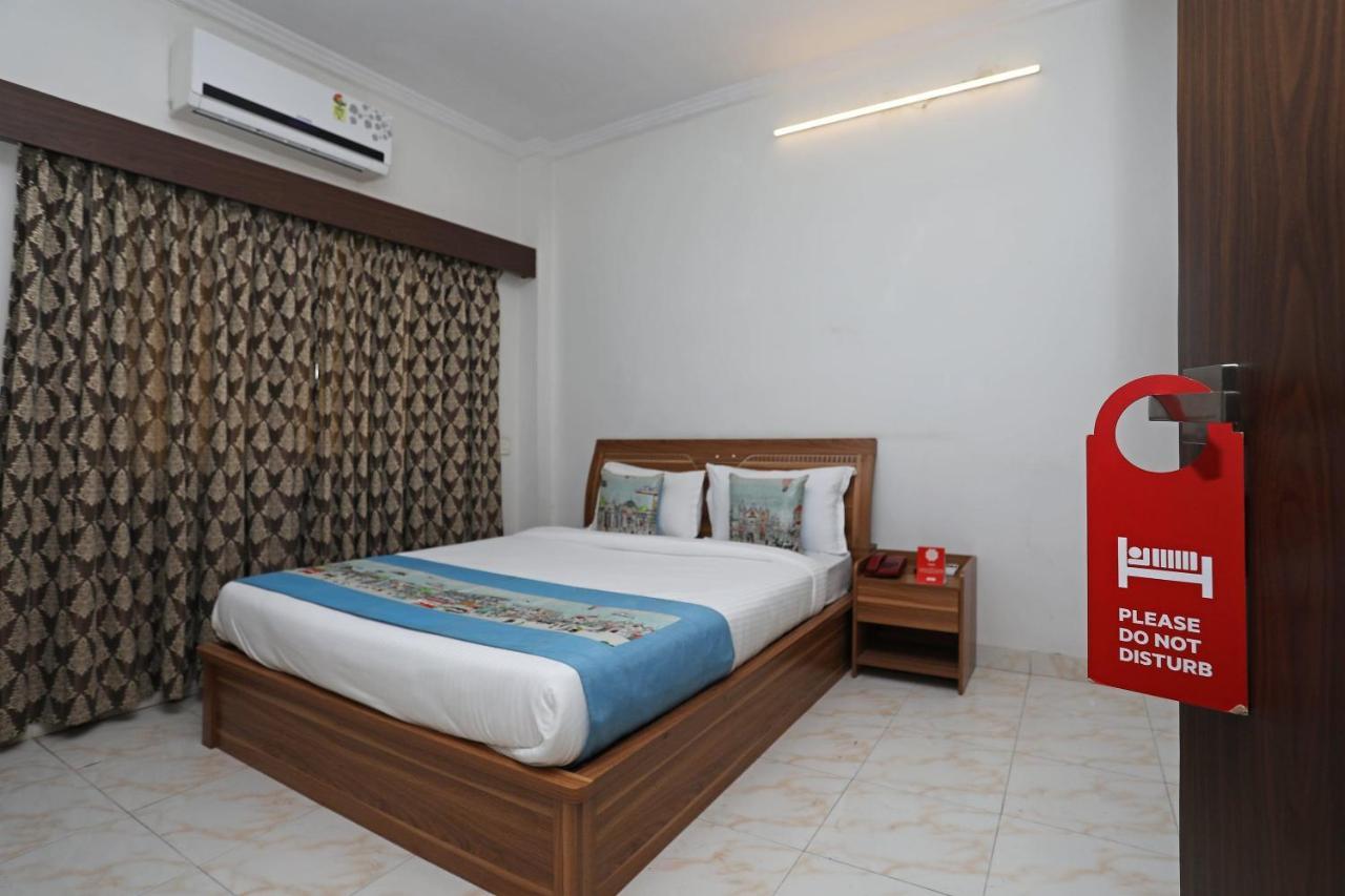 OYO 10671 Hotel Sai Prem Nashik Exterior foto